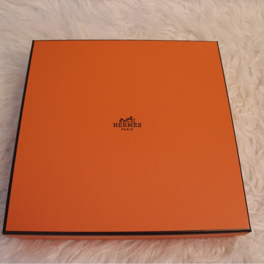 Authentic Hermès belt Box